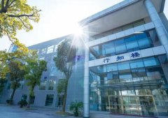生活教育智慧灵动加强校园活动阵地建设